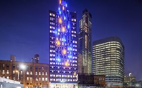 Aloft By Marriott Long Island City-Manhattan View